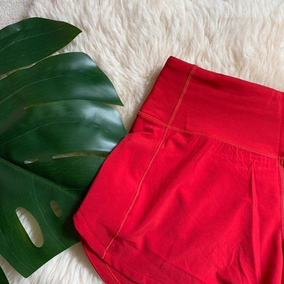 NWT Lululemon Speed Shorts Dark Red Medium Rise - Picture 3 of 10